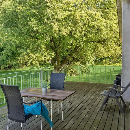 Σπίτι διακοπών 2 Bedroom Awesome In *