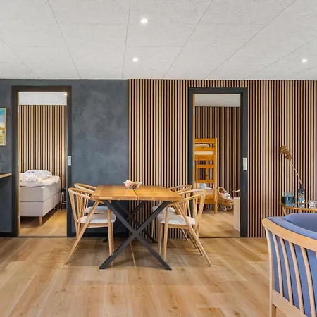 2 Bedroom Awesome In Holiday home