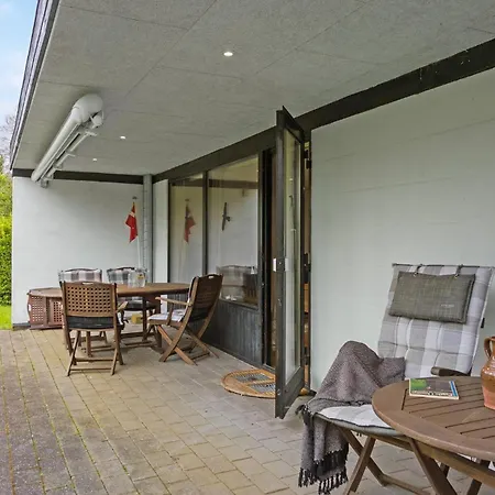 2 Bedroom Awesome In Holiday home Aabenraa